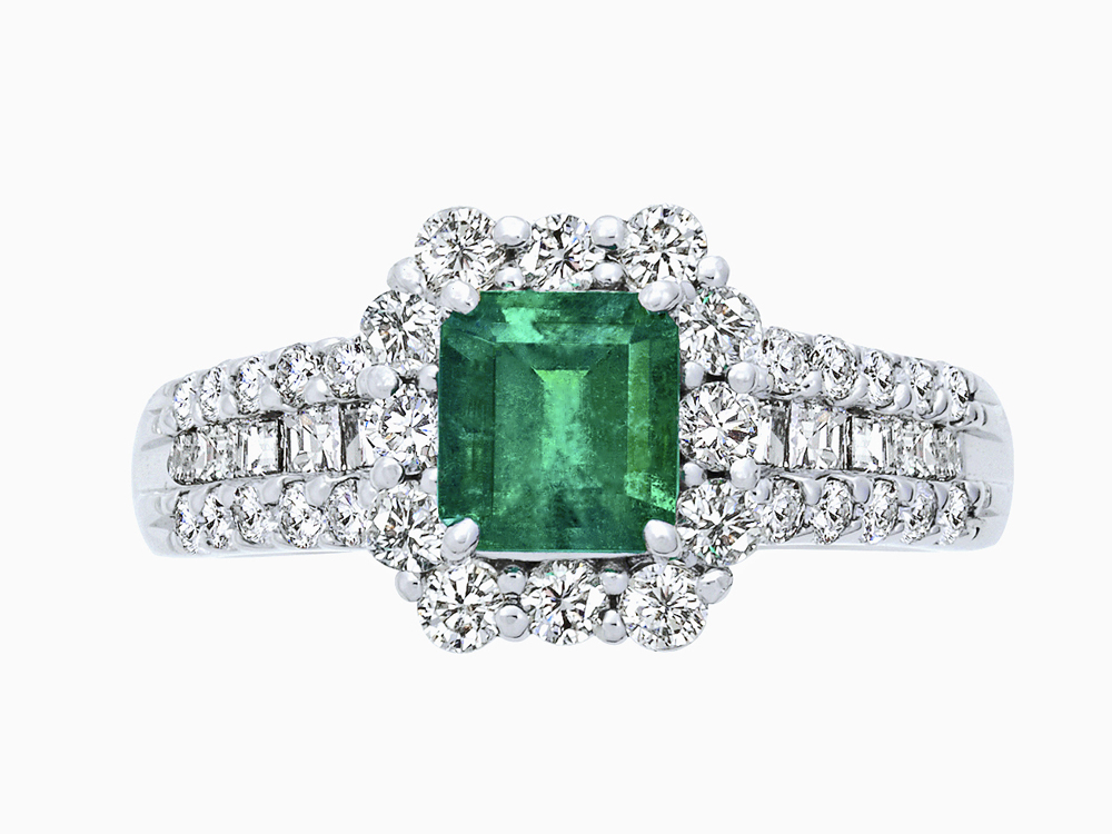 プラチナ エメラルド ダイヤモンド リング 5月の誕生石フェア 通常価格480,000円より10%OFF 令和8年5月31日まで(E 0.81ct D0.68ct)